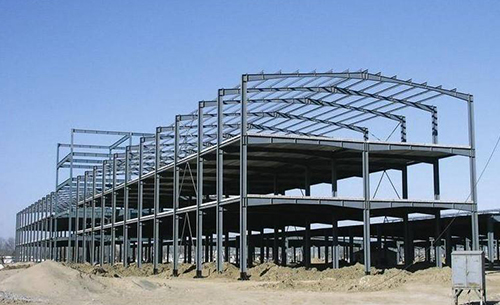 日照青岛钢结构公司告诉你钢结构选材料应该注意哪些问题
