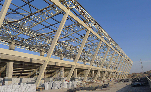 青岛日照钢结构公司：怎样界定重钢结构与轻钢结构
